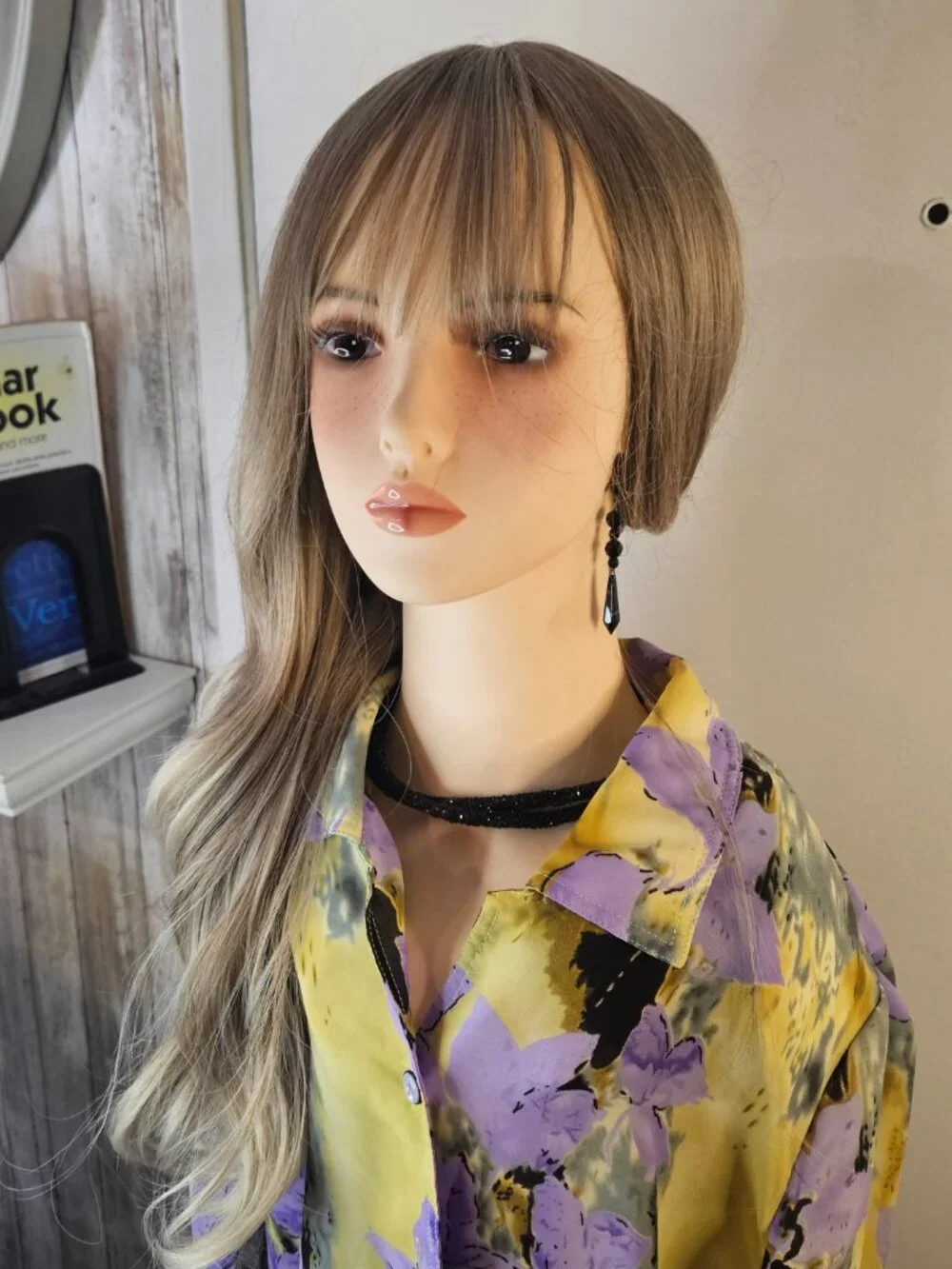 BOHO GLAM Long Dirty Blonde Wavy Wig w Soft Wispy Fringe.Bangs